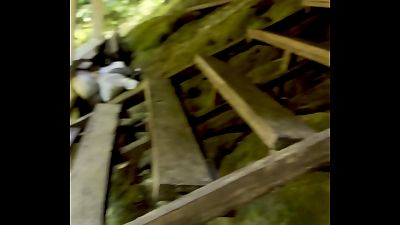 Taking jelly from a stranger in the Peruvian jungle - Part 2/4